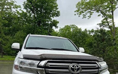 Toyota Land Cruiser 200, 2017 год, 5 650 000 рублей, 1 фотография