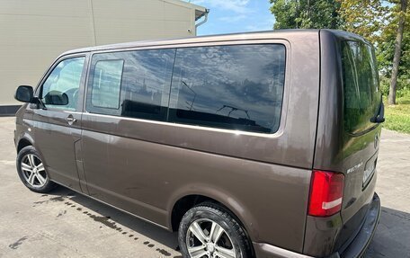 Volkswagen Multivan T5, 2010 год, 2 000 000 рублей, 11 фотография