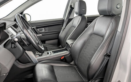 Land Rover Discovery Sport I рестайлинг, 2019 год, 2 820 000 рублей, 20 фотография