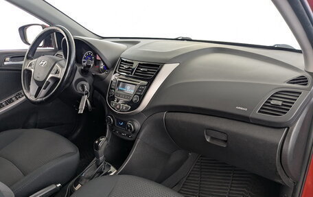 Hyundai Solaris II рестайлинг, 2014 год, 1 100 000 рублей, 19 фотография