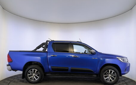 Toyota Hilux VIII, 2018 год, 3 000 000 рублей, 4 фотография