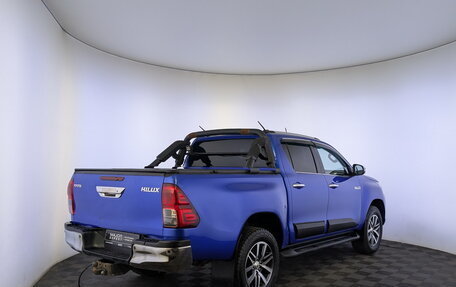 Toyota Hilux VIII, 2018 год, 3 000 000 рублей, 5 фотография