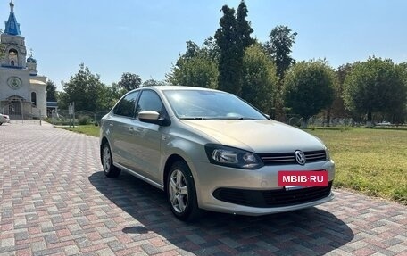 Volkswagen Polo VI (EU Market), 2011 год, 870 000 рублей, 3 фотография