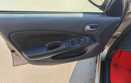 Nissan Almera, 2004 год, 299 999 рублей, 8 фотография
