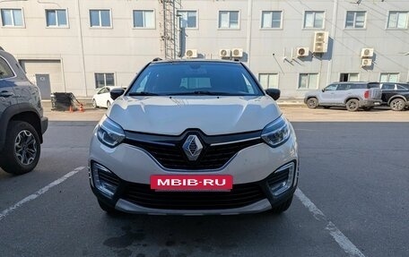 Renault Kaptur I рестайлинг, 2019 год, 1 549 000 рублей, 2 фотография