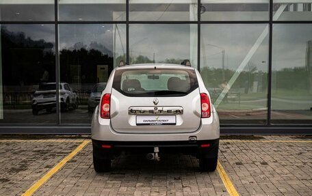 Renault Duster I рестайлинг, 2015 год, 900 000 рублей, 4 фотография
