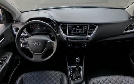 Hyundai Solaris II рестайлинг, 2021 год, 1 490 000 рублей, 10 фотография