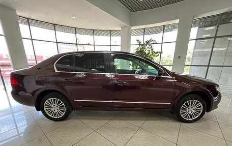 Skoda Superb III рестайлинг, 2012 год, 999 000 рублей, 4 фотография