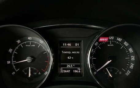 Skoda Superb III рестайлинг, 2012 год, 999 000 рублей, 15 фотография