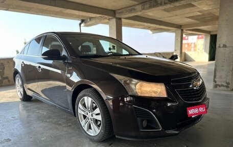 Chevrolet Cruze II, 2014 год, 949 000 рублей, 3 фотография