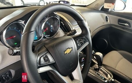 Chevrolet Cruze II, 2014 год, 949 000 рублей, 15 фотография