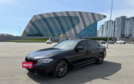 BMW 5 серия, 2021 год, 5 300 000 рублей, 15 фотография