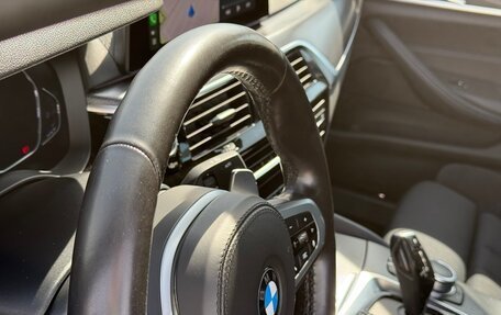 BMW 5 серия, 2021 год, 5 300 000 рублей, 27 фотография