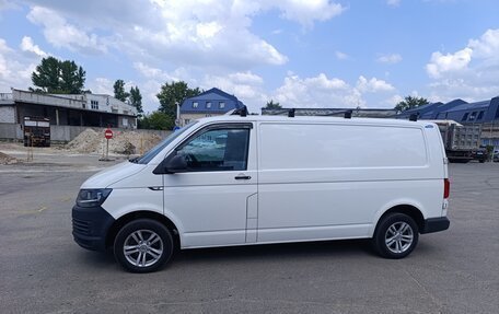 Volkswagen Transporter T6 рестайлинг, 2018 год, 3 150 000 рублей, 24 фотография