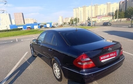 Mercedes-Benz E-Класс, 2004 год, 800 000 рублей, 5 фотография