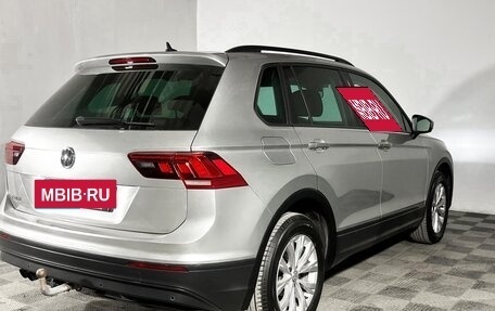 Volkswagen Tiguan II, 2019 год, 1 630 000 рублей, 2 фотография