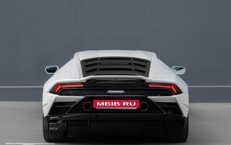 Lamborghini Huracán, 2020 год, 20 500 000 рублей, 8 фотография