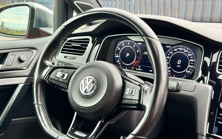 Volkswagen Golf R VII, 2019 год, 3 390 000 рублей, 17 фотография