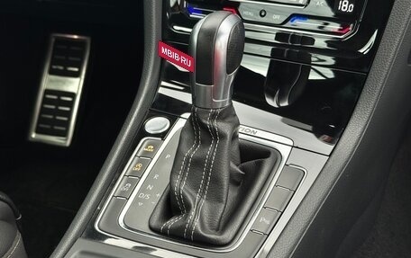 Volkswagen Golf R VII, 2019 год, 3 390 000 рублей, 18 фотография