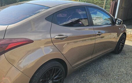 Hyundai Elantra V, 2014 год, 950 000 рублей, 5 фотография