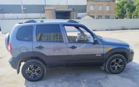 Chevrolet Niva I рестайлинг, 2010 год, 470 000 рублей, 11 фотография