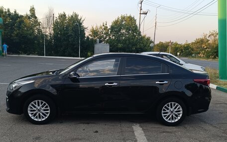 KIA Rio IV, 2017 год, 1 500 000 рублей, 2 фотография