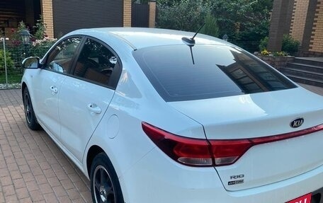 KIA Rio IV, 2018 год, 1 170 000 рублей, 6 фотография