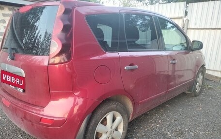 Nissan Note II рестайлинг, 2010 год, 650 000 рублей, 2 фотография