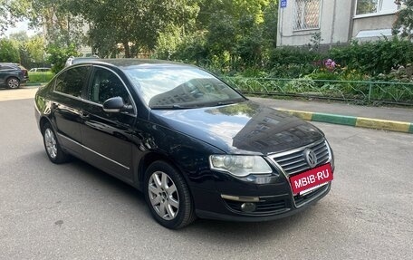 Volkswagen Passat B6, 2006 год, 530 000 рублей, 3 фотография
