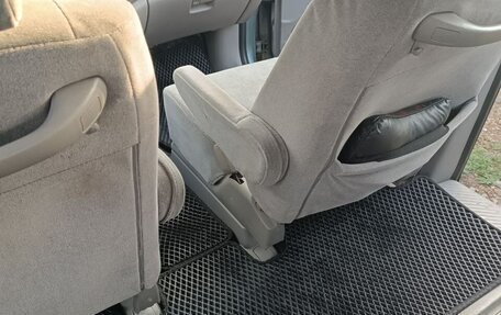 Mazda MPV II, 2002 год, 550 000 рублей, 13 фотография