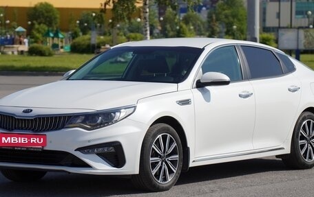 KIA Optima IV, 2019 год, 2 350 000 рублей, 2 фотография