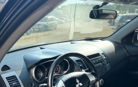 Mitsubishi Outlander III рестайлинг 3, 2008 год, 1 000 000 рублей, 7 фотография