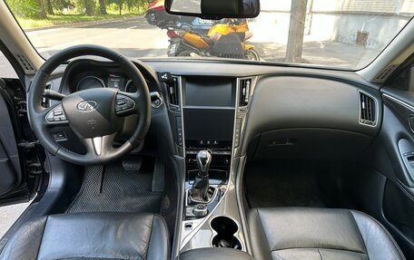 Infiniti Q50 I рестайлинг, 2017 год, 2 250 000 рублей, 9 фотография