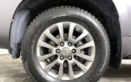 Toyota Land Cruiser Prado 150 рестайлинг 2, 2017 год, 4 830 000 рублей, 9 фотография