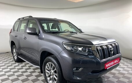 Toyota Land Cruiser Prado 150 рестайлинг 2, 2017 год, 4 830 000 рублей, 3 фотография