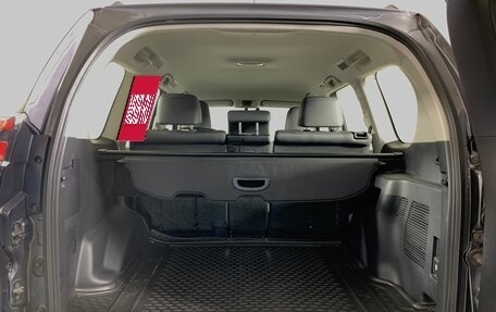 Toyota Land Cruiser Prado 150 рестайлинг 2, 2017 год, 4 830 000 рублей, 19 фотография