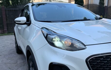 KIA Sportage IV рестайлинг, 2018 год, 1 850 000 рублей, 3 фотография