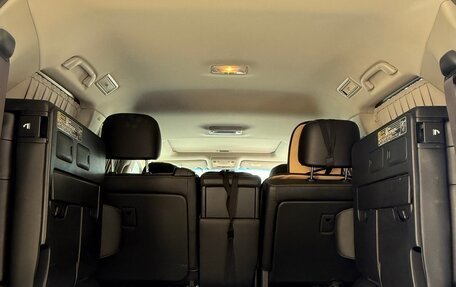 Toyota Land Cruiser 200, 2015 год, 8 650 000 рублей, 9 фотография