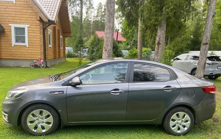 KIA Rio III рестайлинг, 2016 год, 1 100 000 рублей, 21 фотография