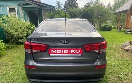 KIA Rio III рестайлинг, 2016 год, 1 100 000 рублей, 22 фотография