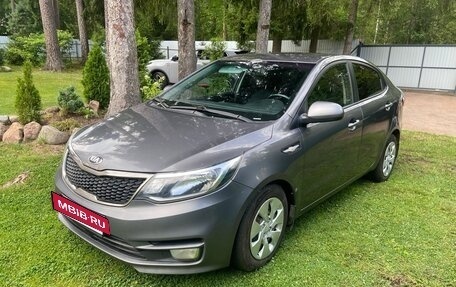 KIA Rio III рестайлинг, 2016 год, 1 100 000 рублей, 29 фотография