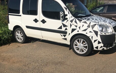 Fiat Doblo I, 2010 год, 570 000 рублей, 3 фотография