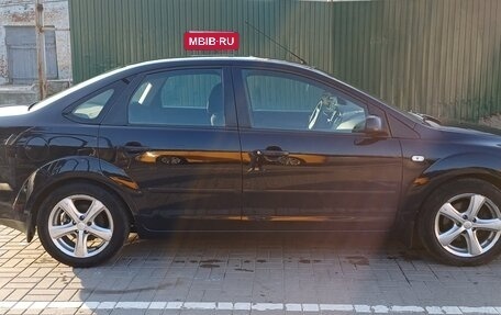 Ford Focus II рестайлинг, 2005 год, 345 000 рублей, 3 фотография