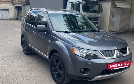 Mitsubishi Outlander III рестайлинг 3, 2008 год, 790 000 рублей, 11 фотография