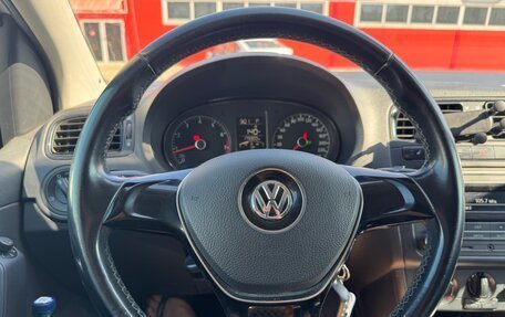 Volkswagen Polo VI (EU Market), 2015 год, 950 000 рублей, 20 фотография