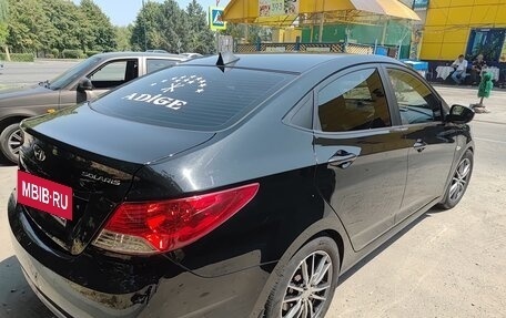 Hyundai Solaris II рестайлинг, 2014 год, 1 000 000 рублей, 6 фотография