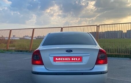 Ford Focus II рестайлинг, 2005 год, 360 000 рублей, 2 фотография