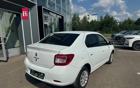 Renault Logan II, 2016 год, 589 000 рублей, 5 фотография