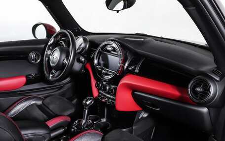 MINI Hatch, 2016 год, 2 390 000 рублей, 11 фотография