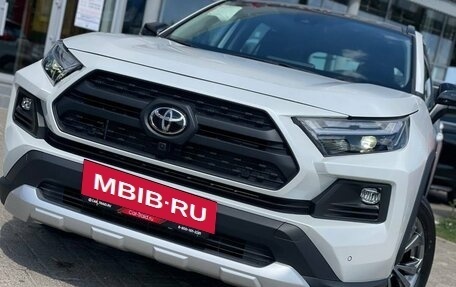 Toyota RAV4, 2025 год, 3 680 000 рублей, 8 фотография